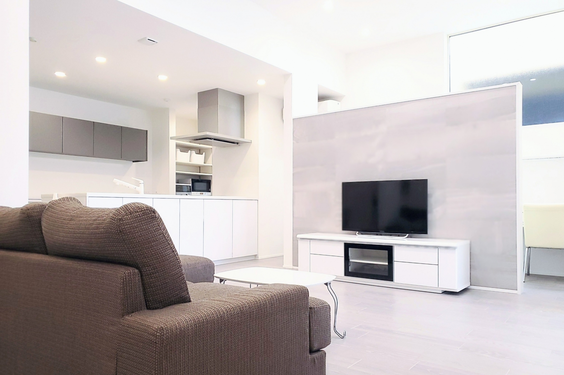 株式会社岡三工務店