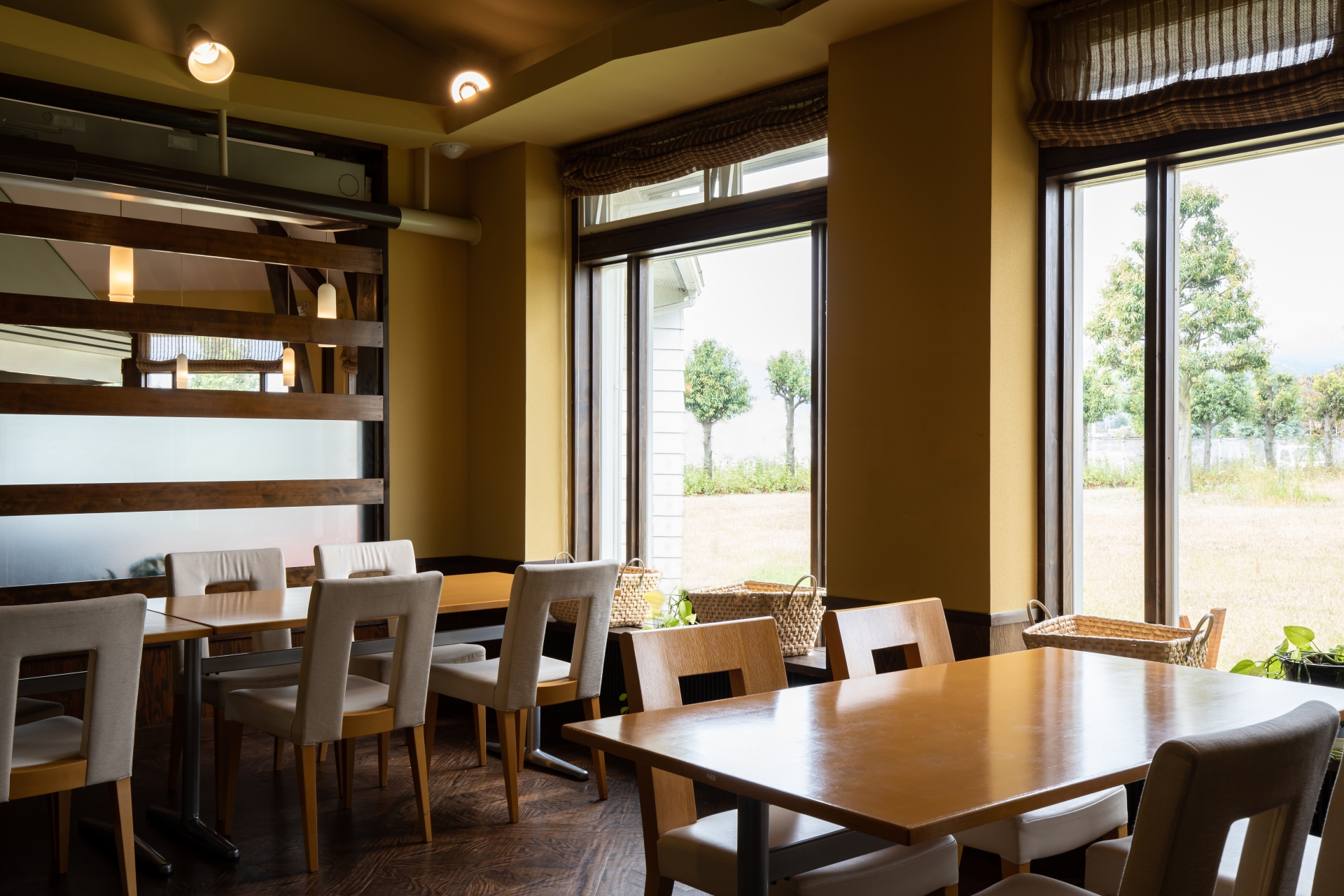 株式会社岡三工務店